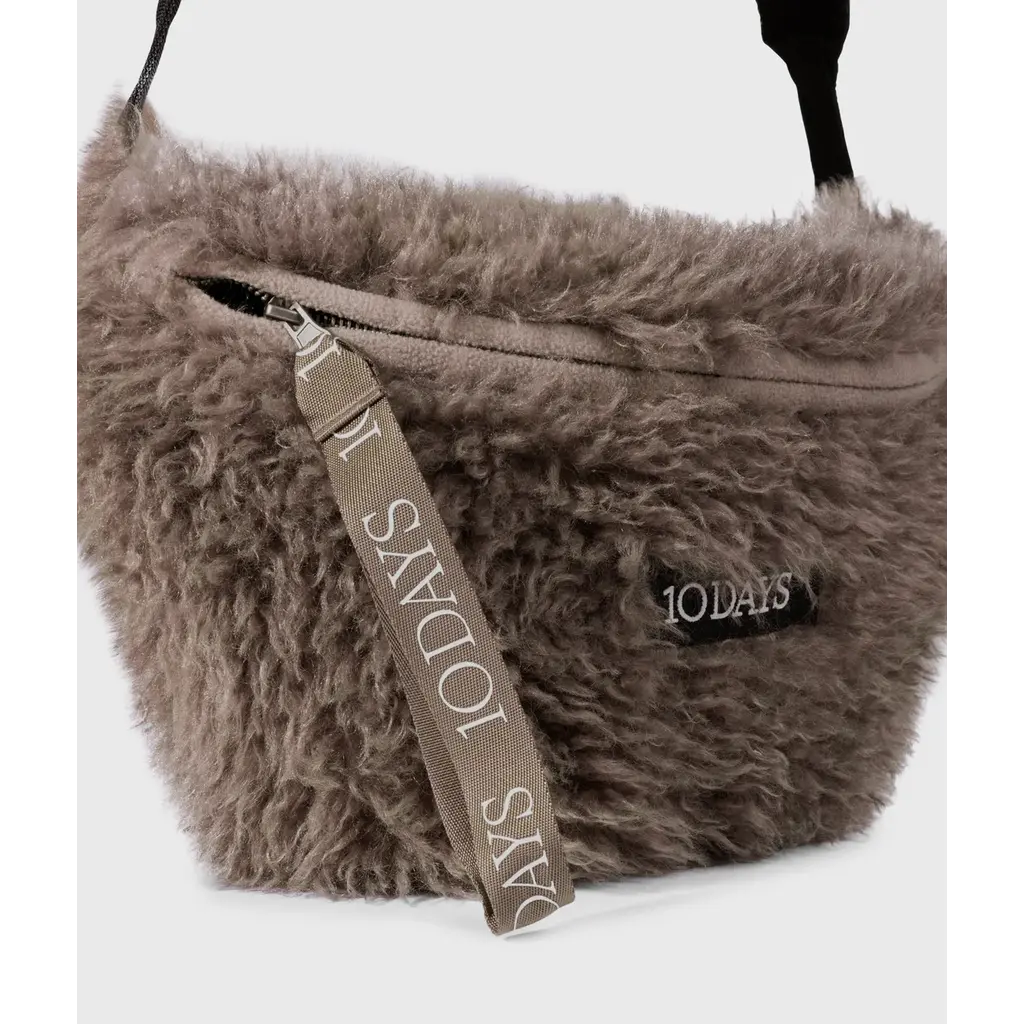 10 Days hairy crossbody tas in moonrock