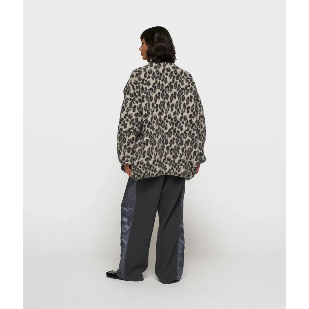 10 Days vest Leopard in soft white melee