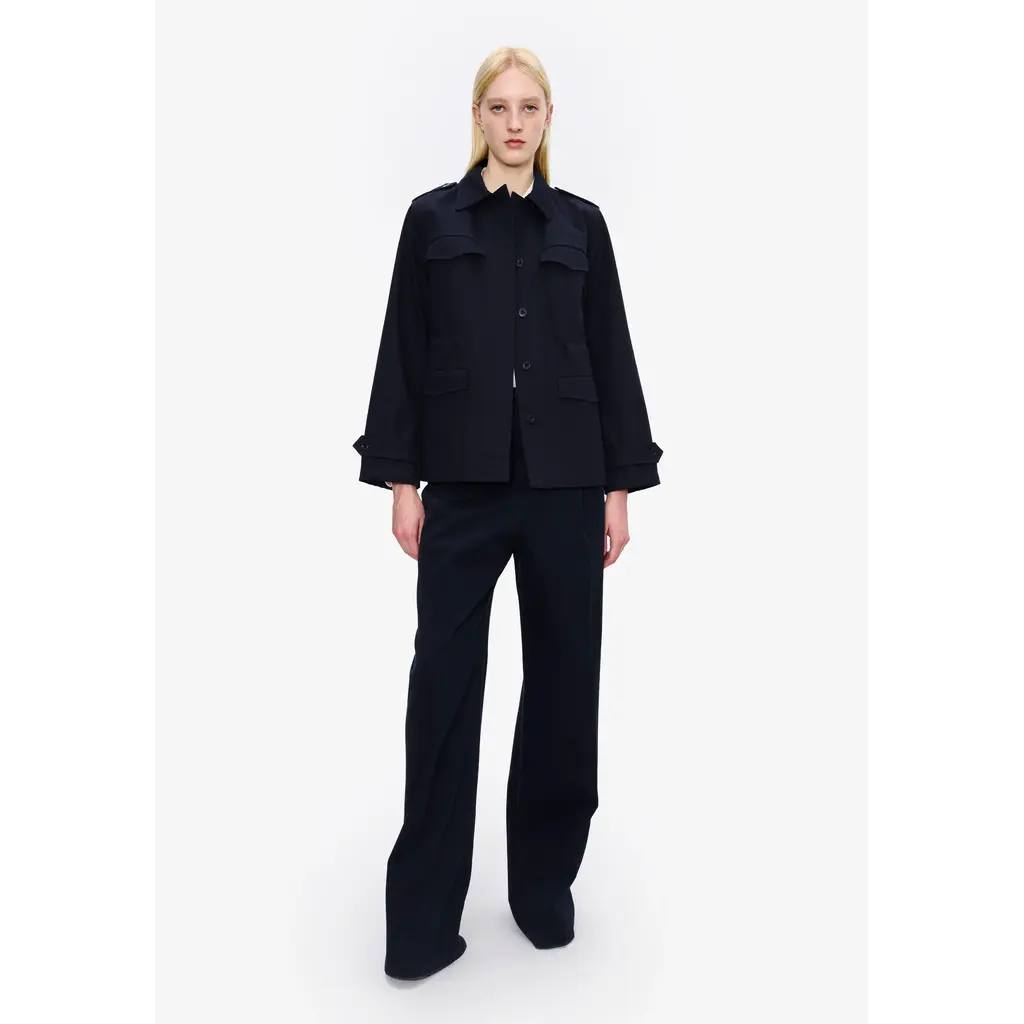 A.P.C. jasje ceintrée in dark navy