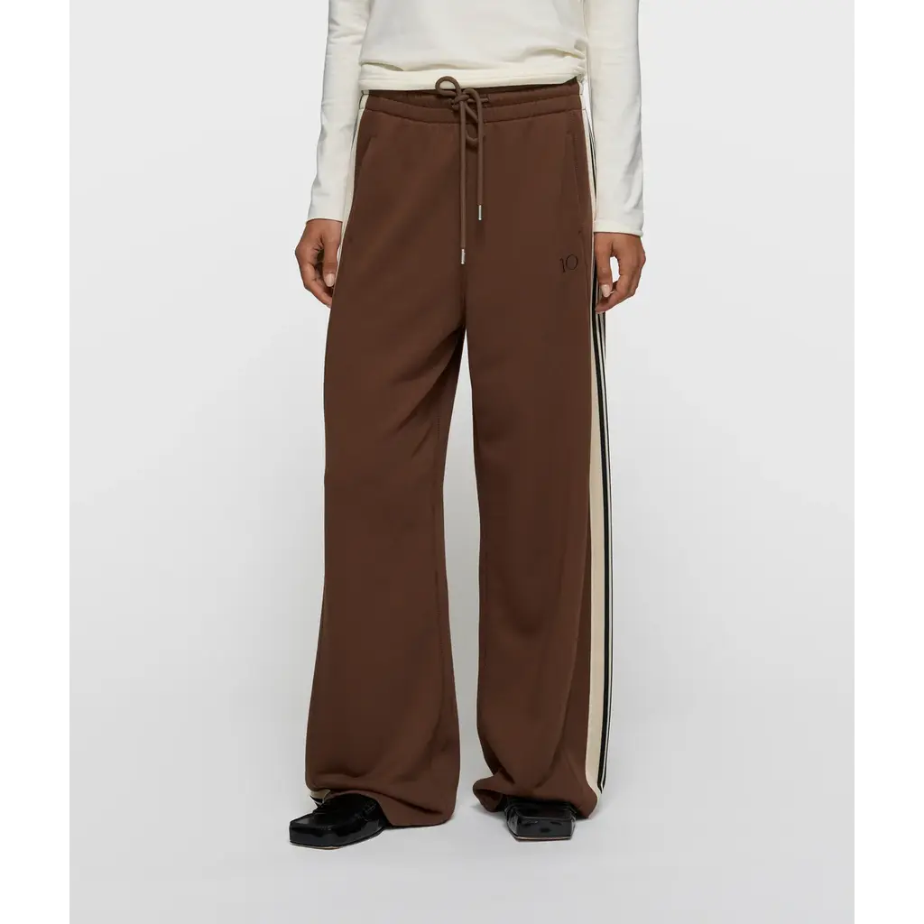 10 Days western jogger tape in dark truffle