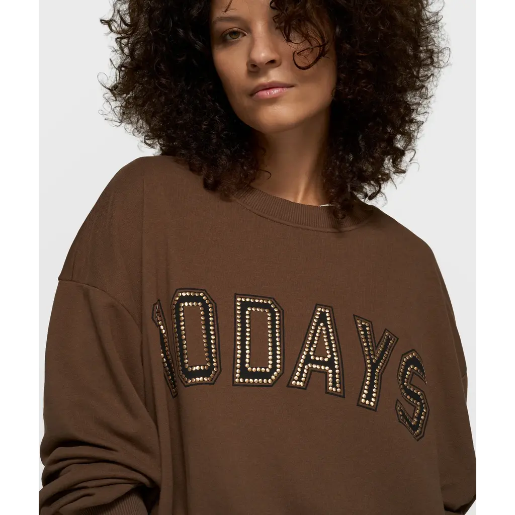 10 Days pleated sweater in dark truffle