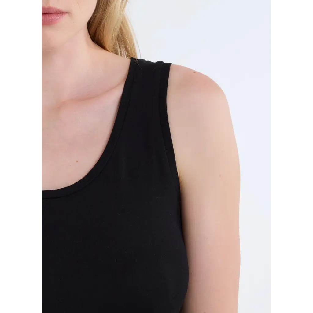 Majestic singlet in noir