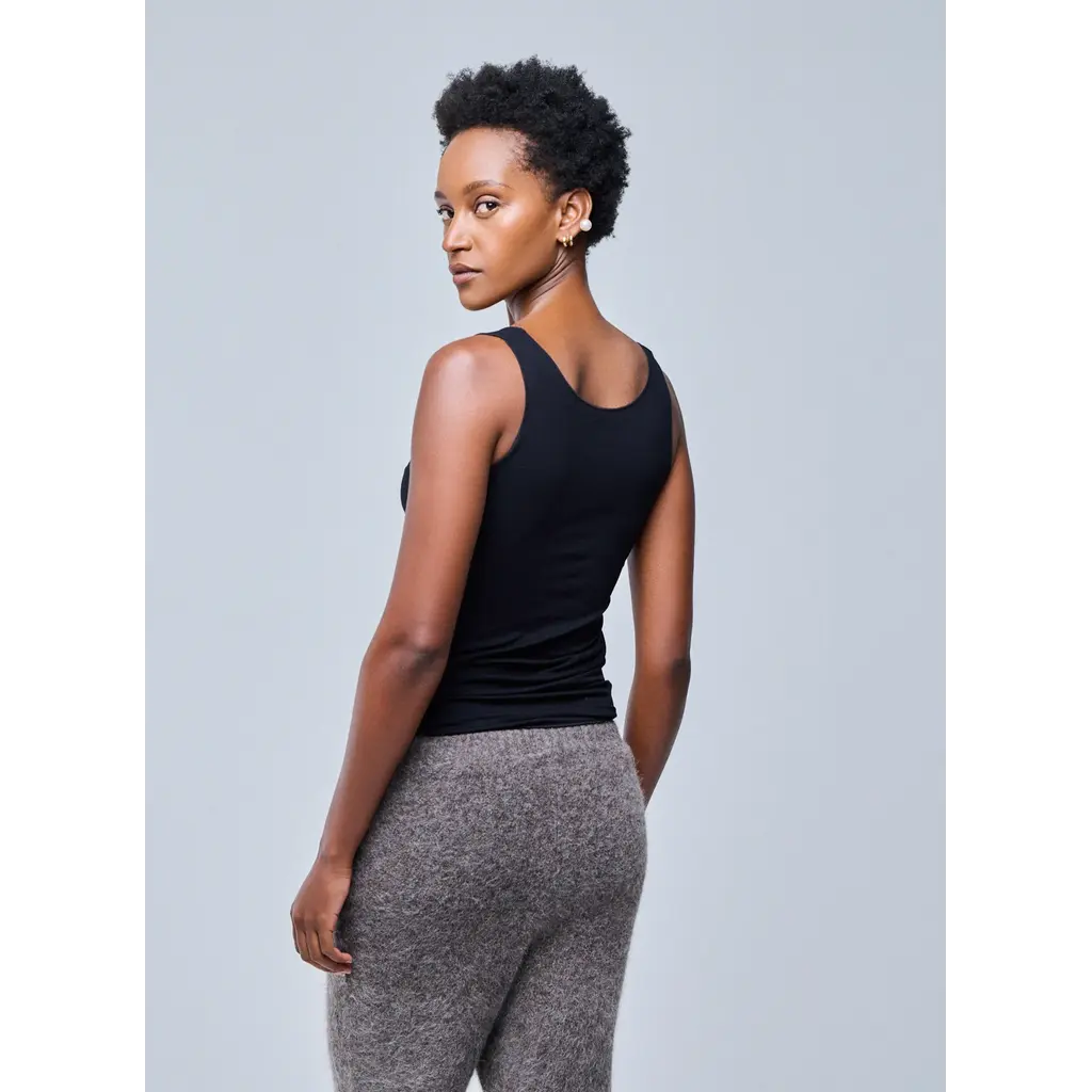 Majestic singlet in noir