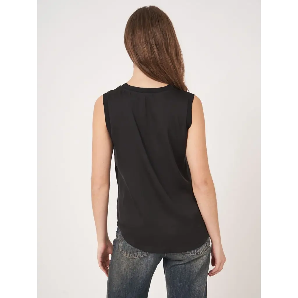 Repeat top 600686 in black