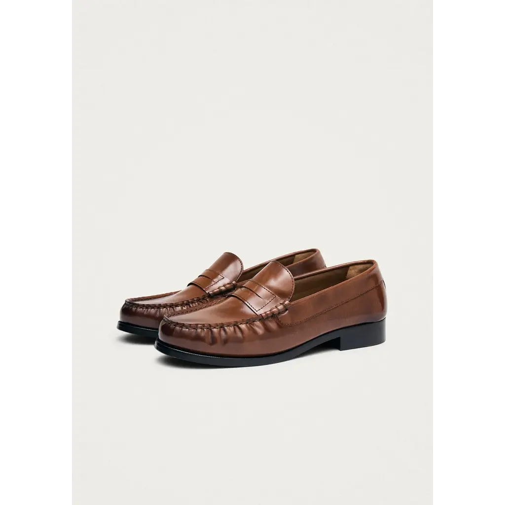 Alohas Rivet Vintage Loafer in brushed tan