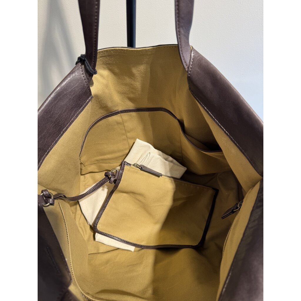 Bea Mombaers shopper EastWest in dark brown