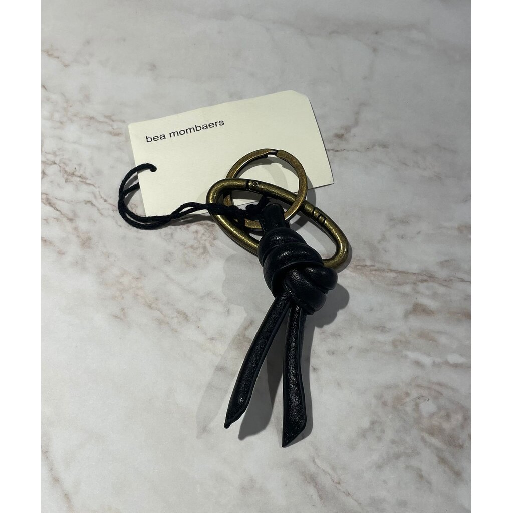 Bea Mombaers sleutelhanger Knot in black