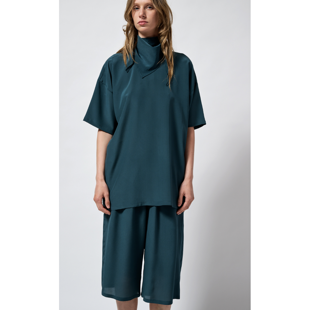 Monique van Heist blouse LOL Mini shortsleeve in slate silk