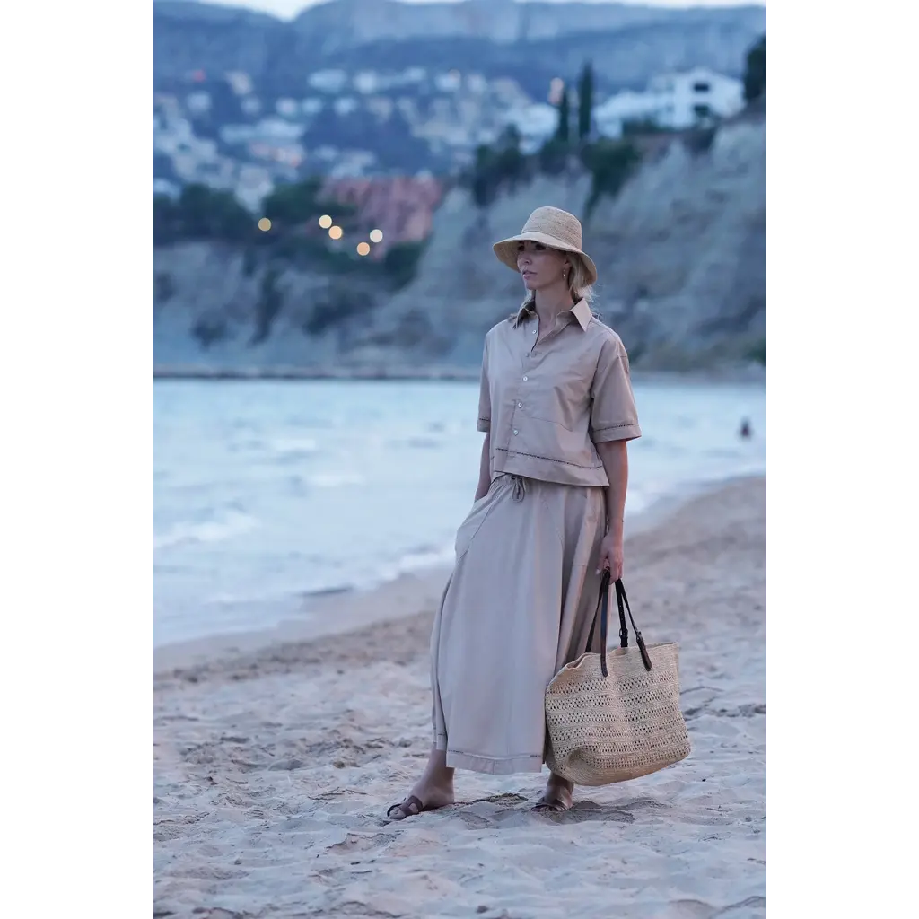 The Perfect blouse Lyon Crop Shirt in camel