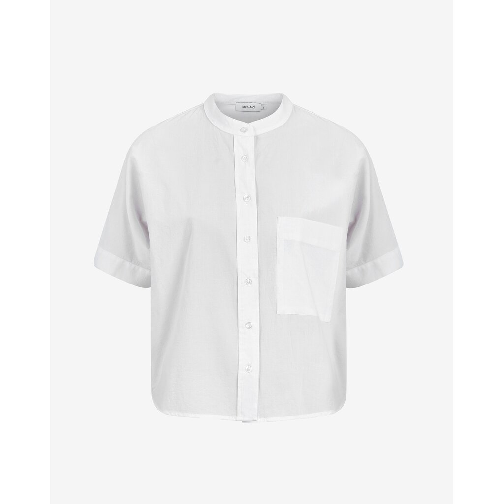 Knit-ted Shorty Blouse in white