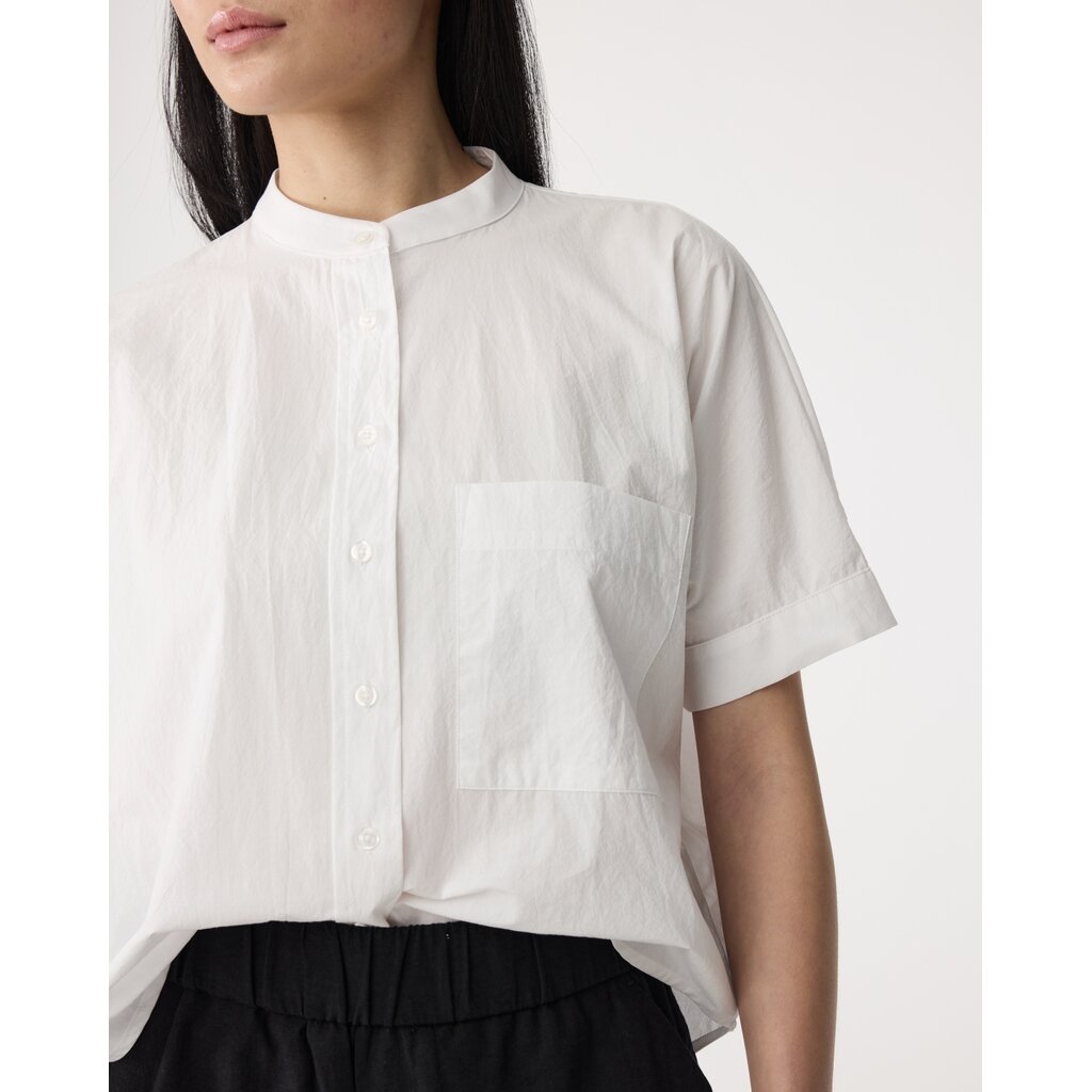 Knit-ted Shorty Blouse in white