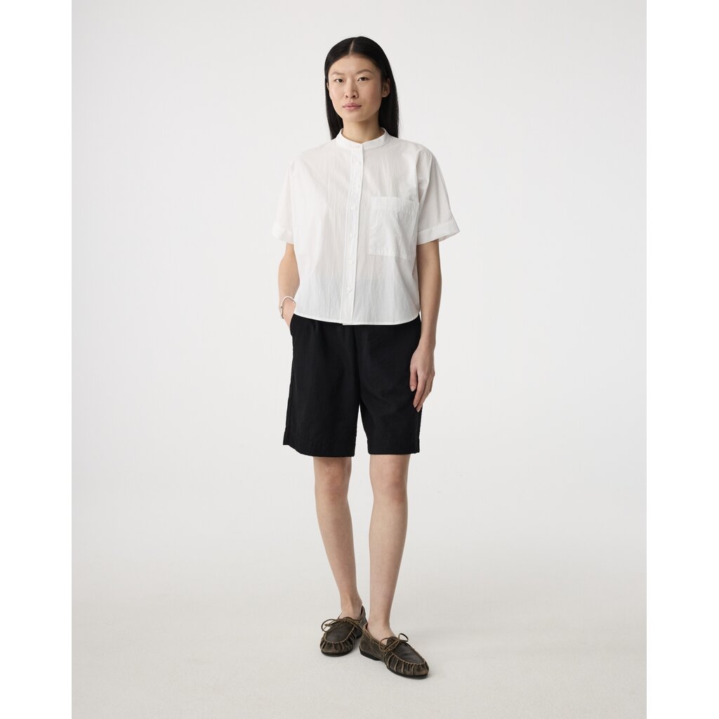 Knit-ted Shorty Blouse in white