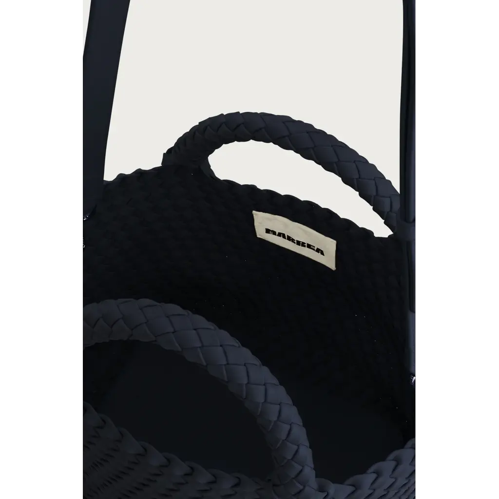 Marrea tas midi in almost midnight