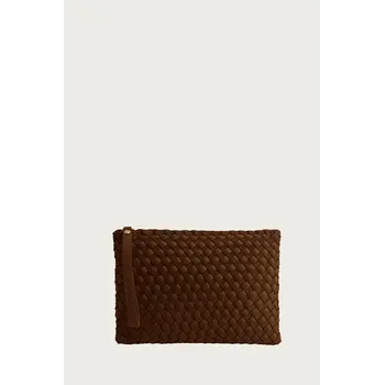Marrea clutch in caramel caffe