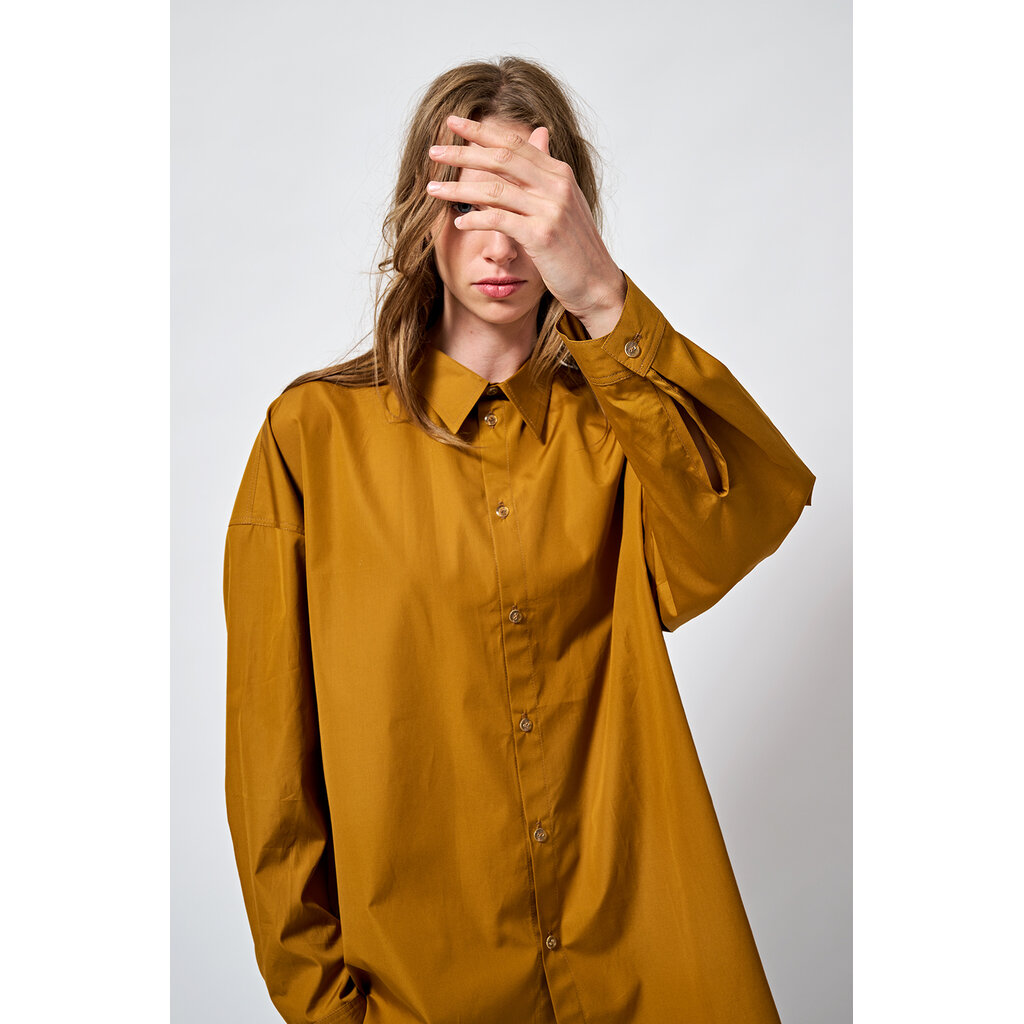 Monique van Heist blouse No.5 Split in curry cotton