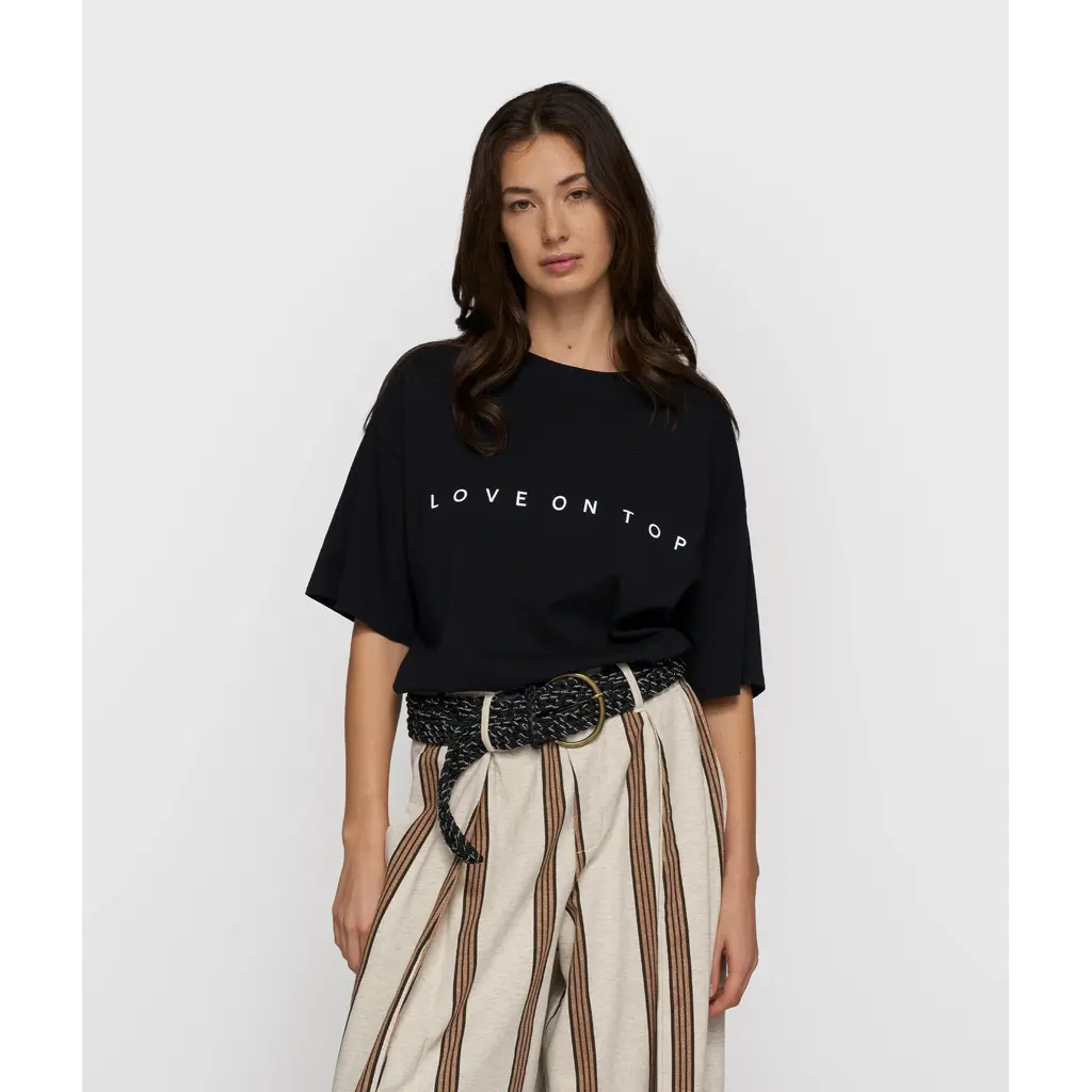 10 Days Love Tee in black