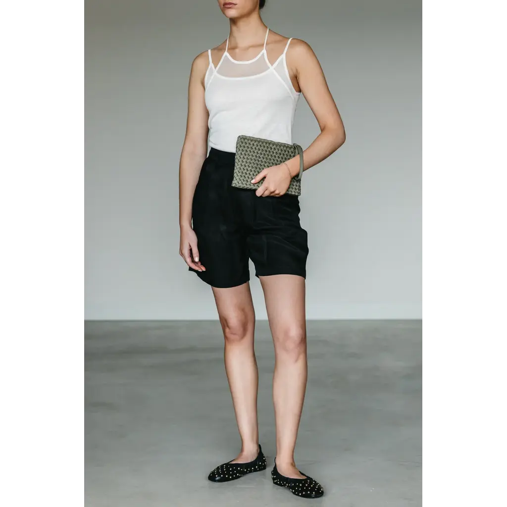 Marrea Clutch in dark oliva