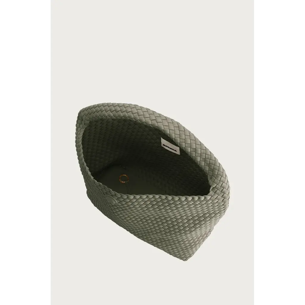 Marrea Bucket Large in dark oliva
