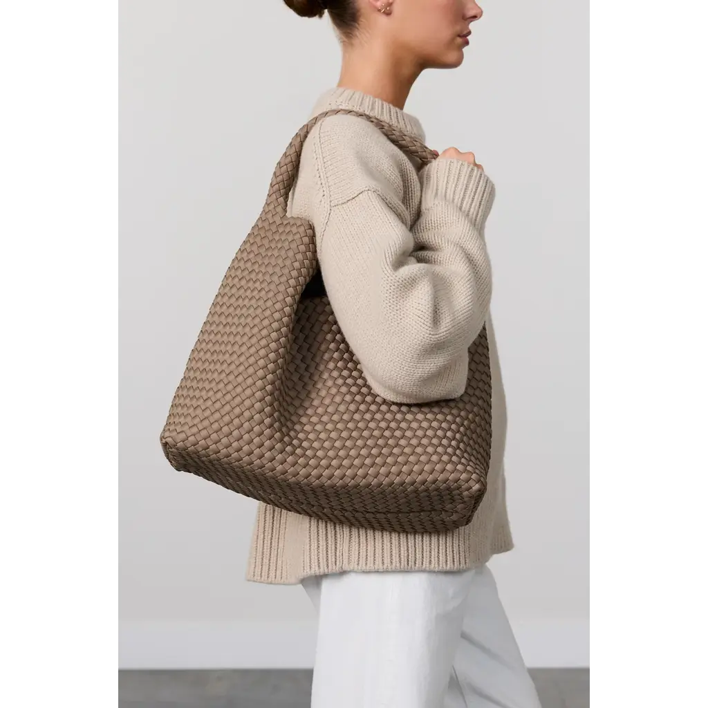 Marrea Bucket Large in taupe secret