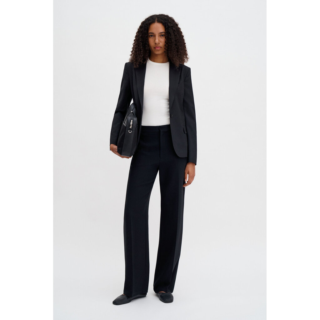 Filippa K Hutton Trousers in black