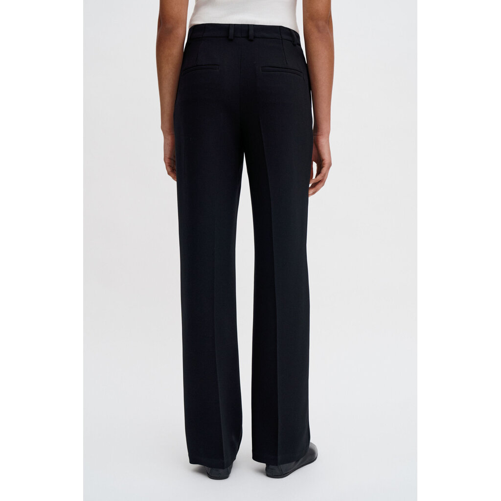 Filippa K Hutton Trousers in black