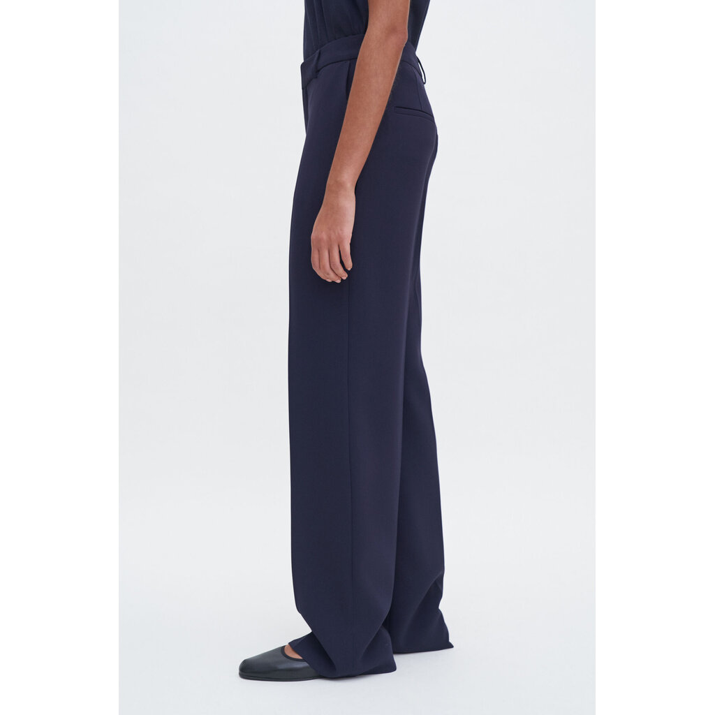 Filippa K Hutton Trousers in navy