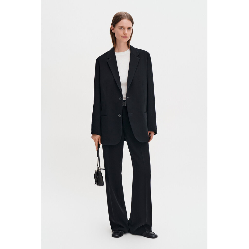 Filippa K Hailey Blazer in black