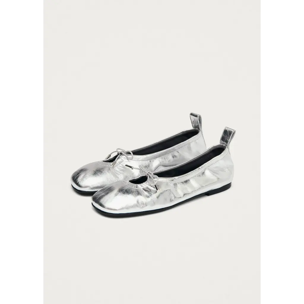 Alohas ballerina Rosalind in shimmer silver