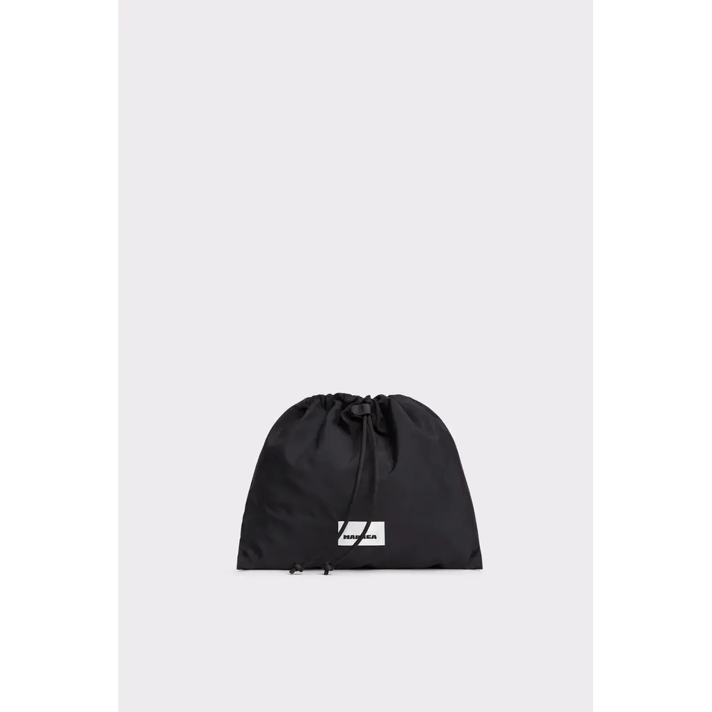 Marrea basket open weave in di nero satin