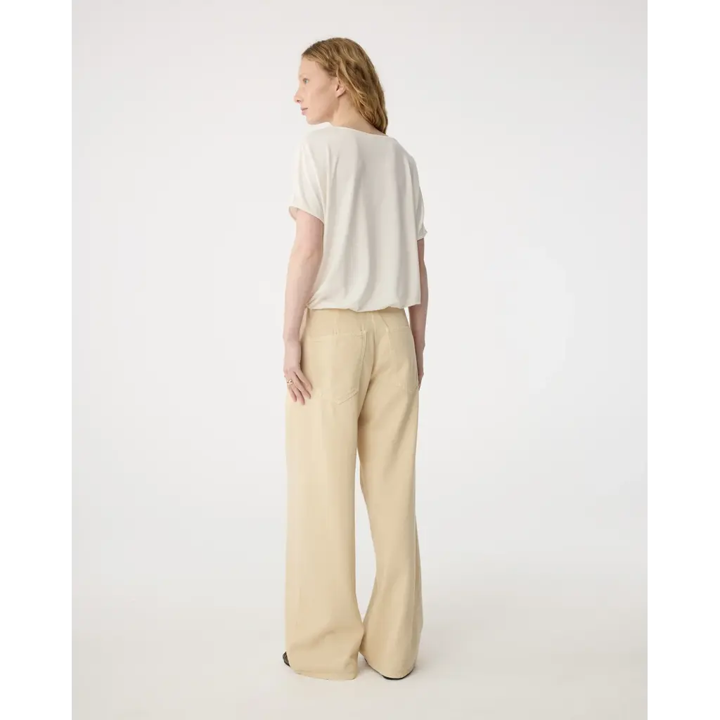 Knit-ted Balloon Top in offwhite