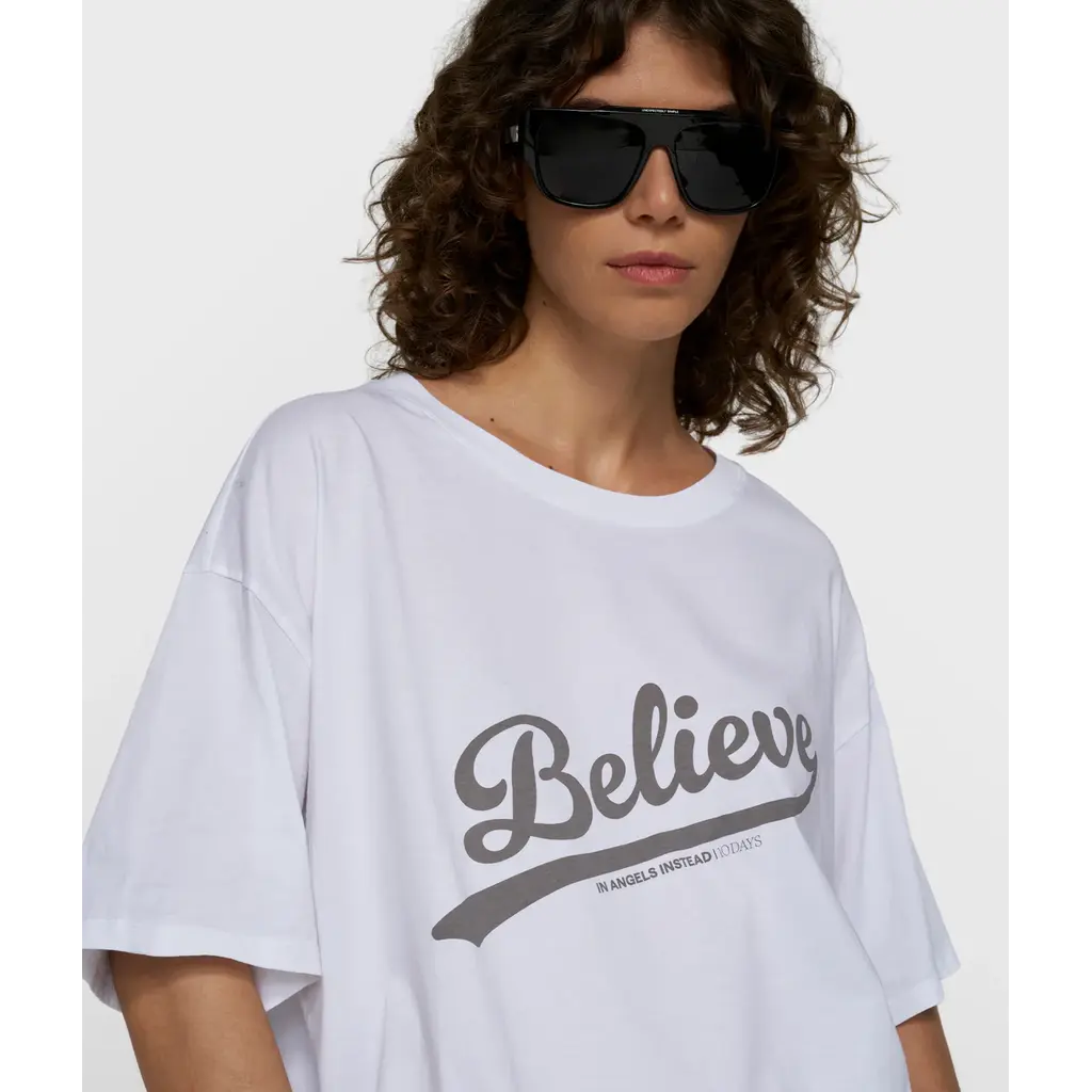 10 Days Believe Tee in white