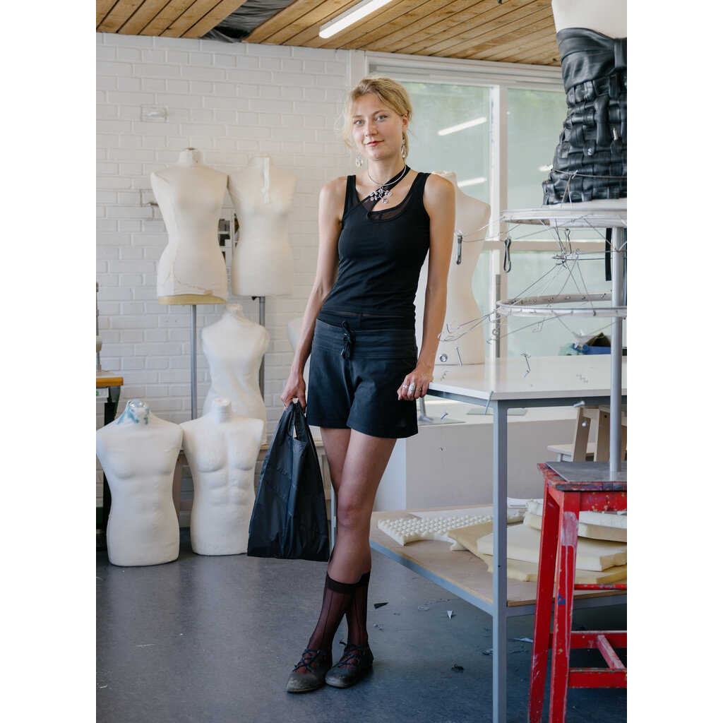 Susan Bijl The New Shopping Bag M in black & black