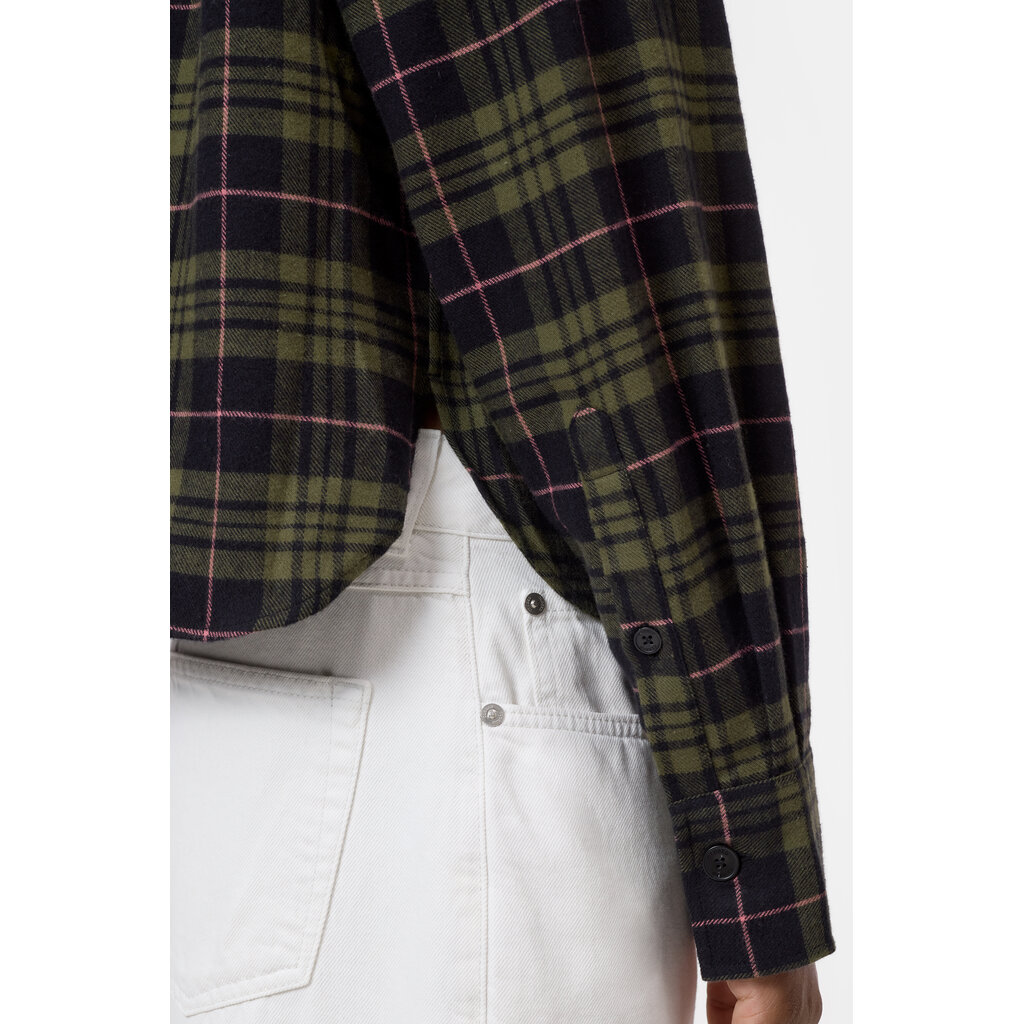 CLOSED C94242-21V Cropped Shirt in cypress green
