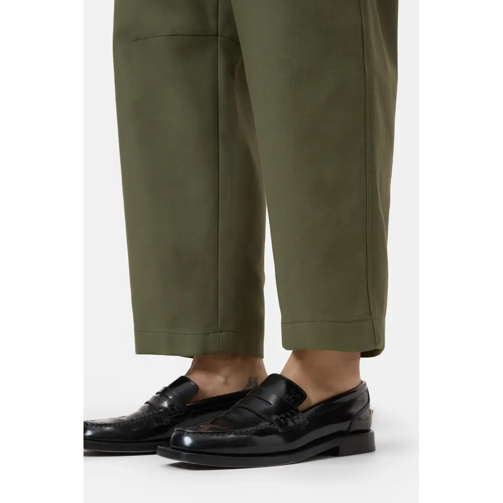 CLOSED C21157-50W Romi broek in cypress green