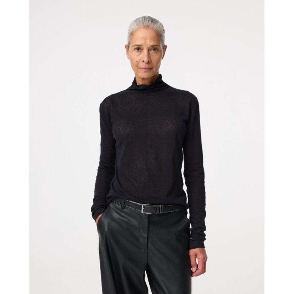 Knit-ted Roline Pullover in black