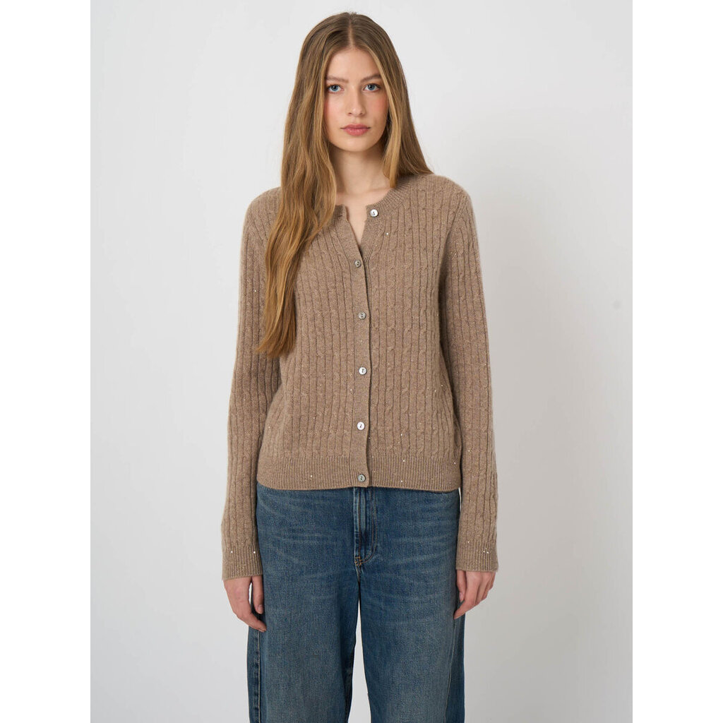 Repeat Vest 100623 in sand