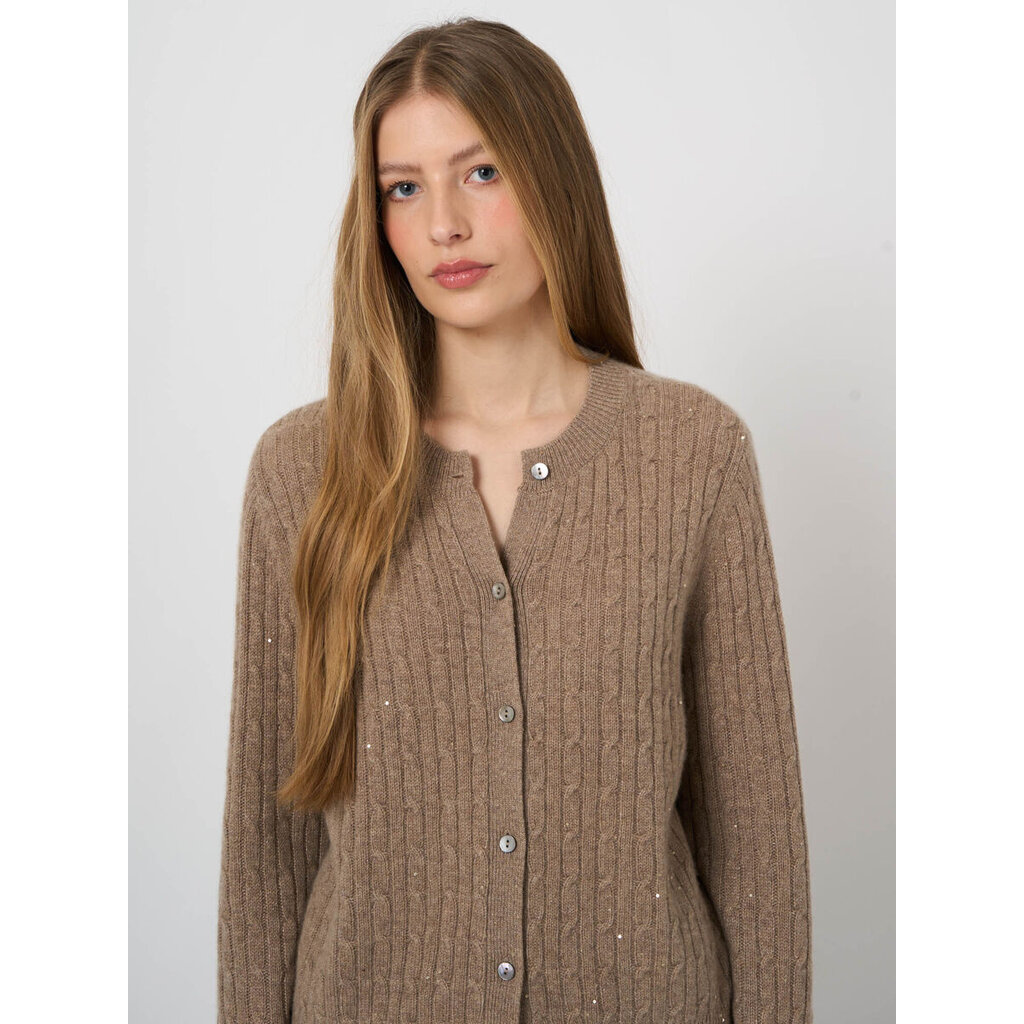 Repeat Vest 100623 in sand