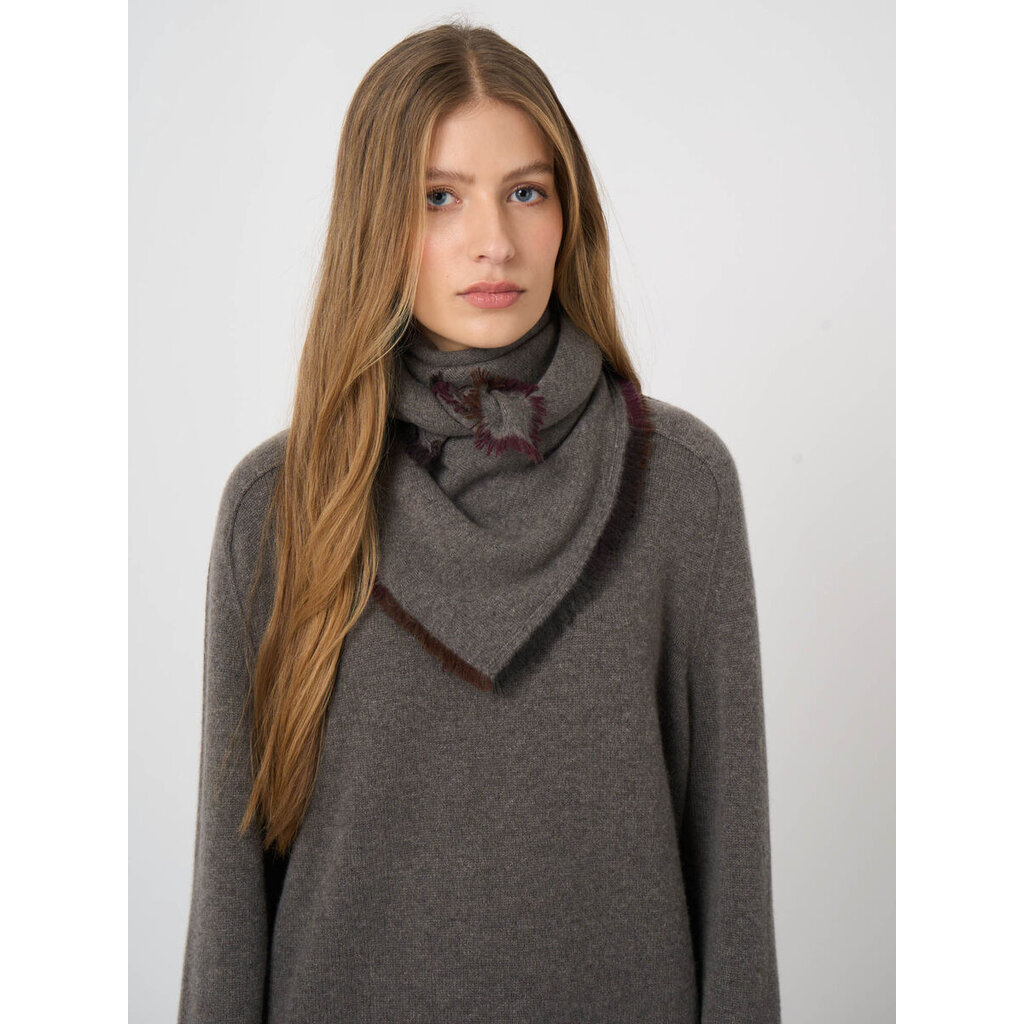 Repeat Shawl 700589 in rock