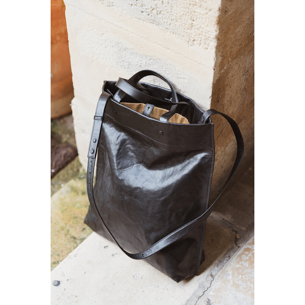 Lihann George tas JANI in black