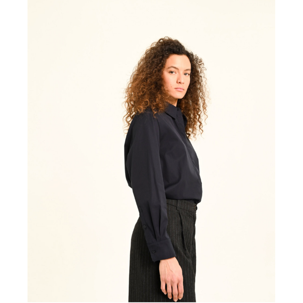 Sacrecoeur blouse Sophie in dark navy