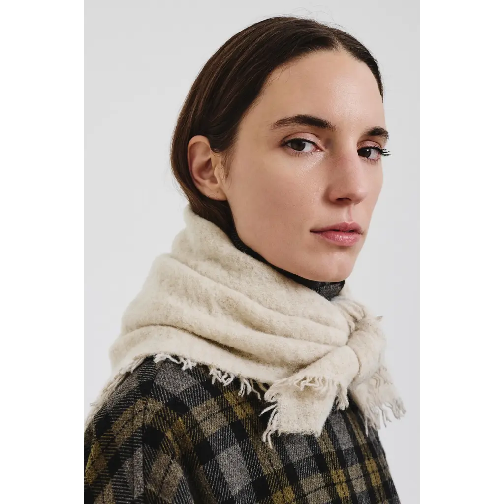 Pomandère Scarfs F184 84339 in ivory