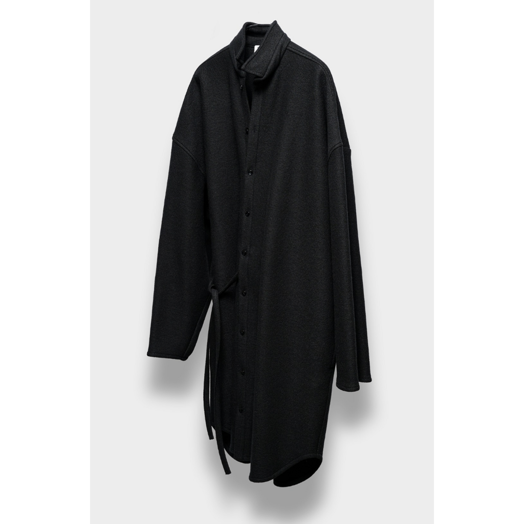 Monique van Heist jas No 10 in black felt