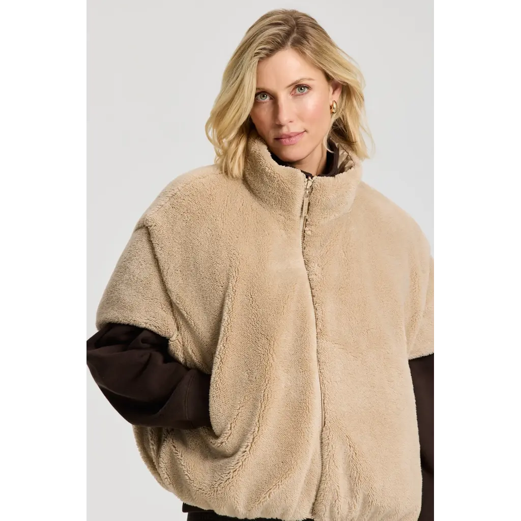 Deblon Sports Hazel Bodywarmer in sand