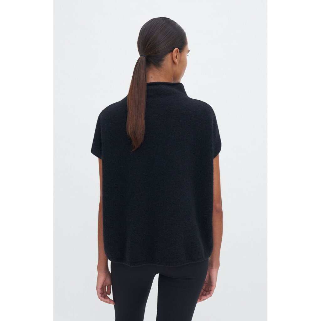 Filippa K Ximena Sweater in black
