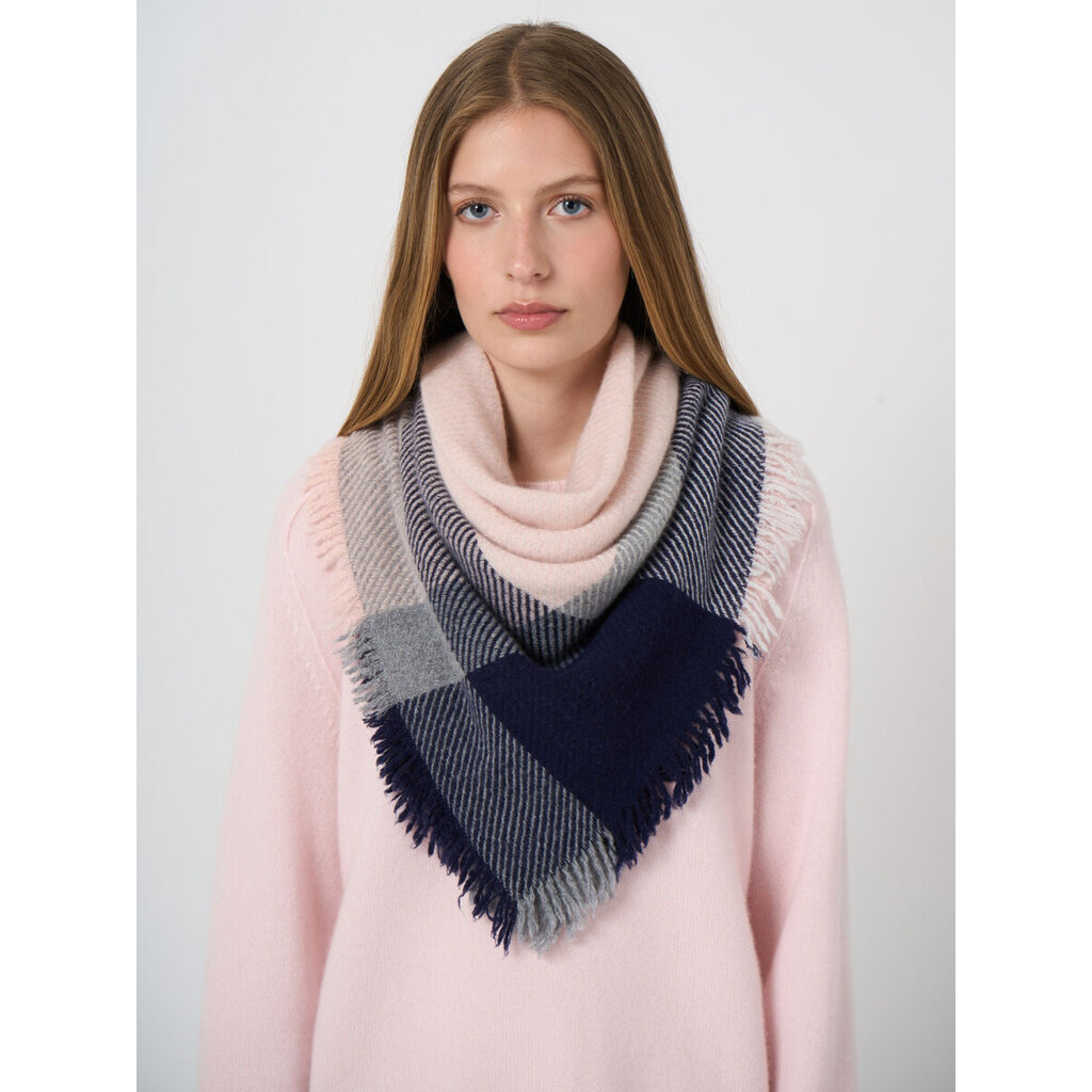 Repeat Shawl 700344 in multi check