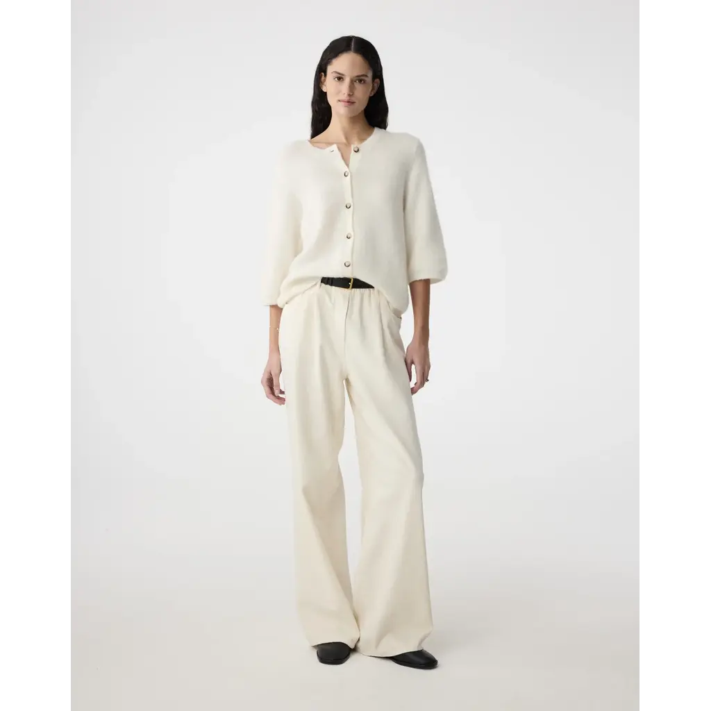 Knit-ted Meg Cardigan in offwhite