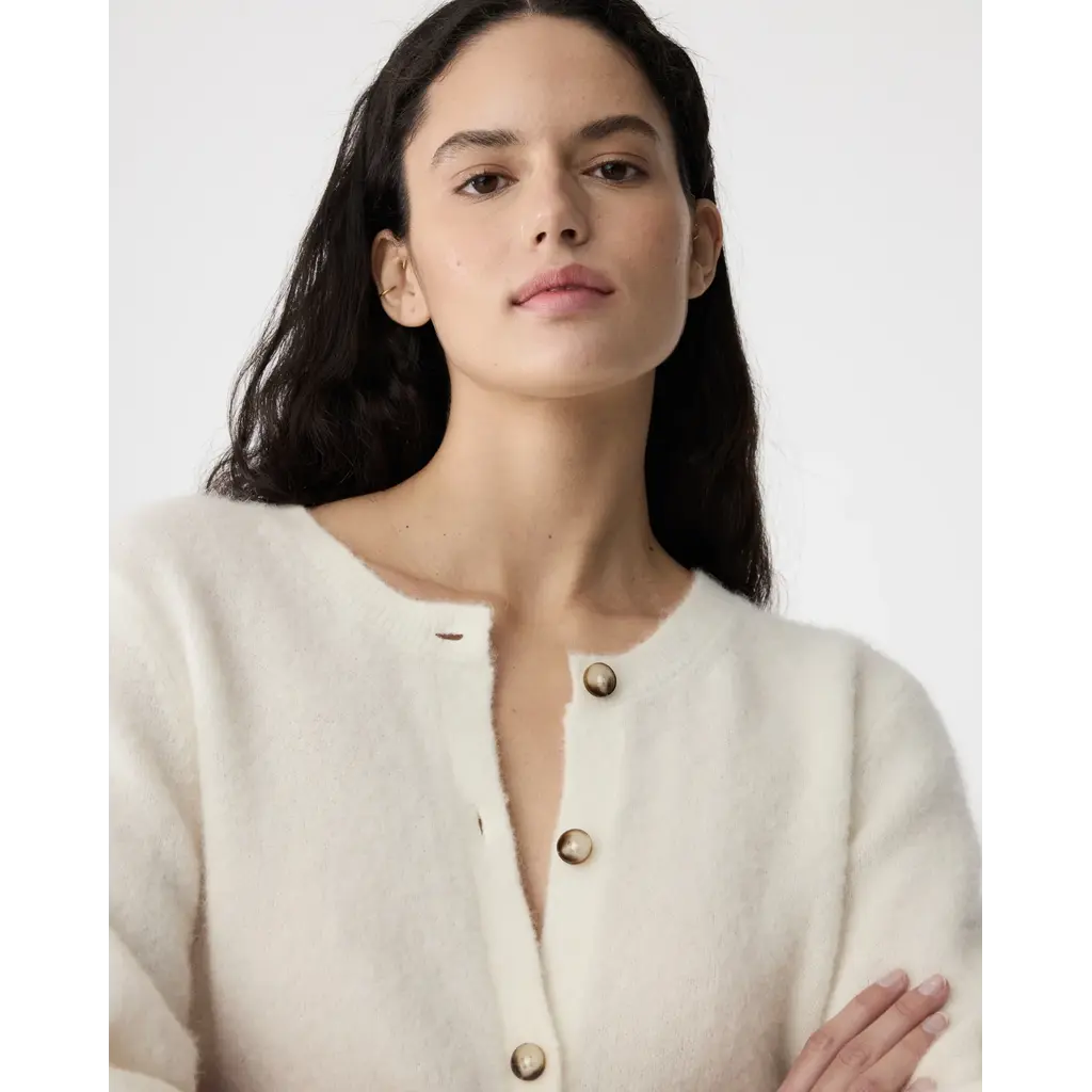 Knit-ted Meg Cardigan in offwhite