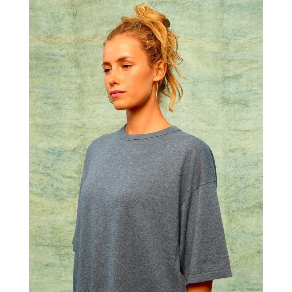 Sea Me Happy Campaign Top in dark grey melange