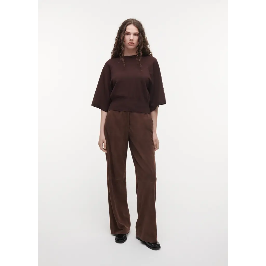 Studio AR Davina Suède Straight Leg Trouser in cacao