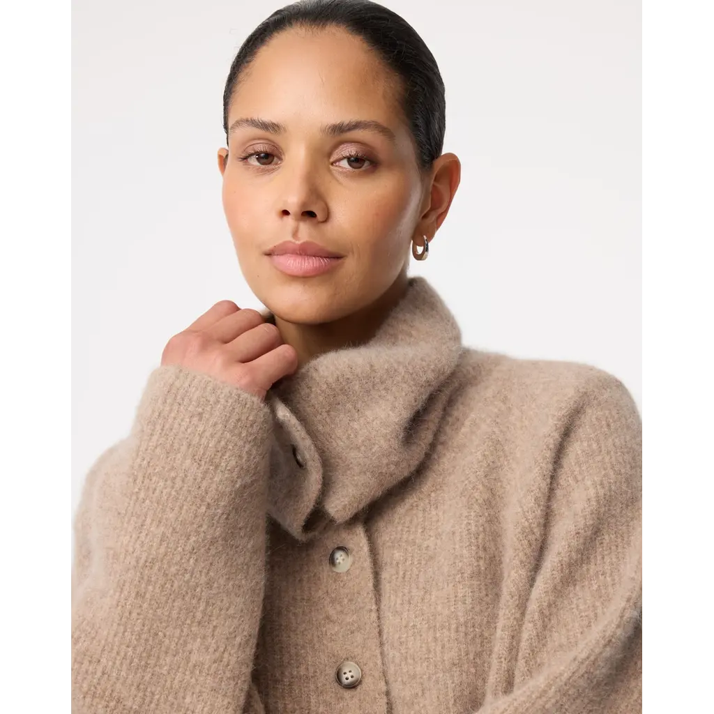 Knit-ted Milo Cardigan Walnut 262P040